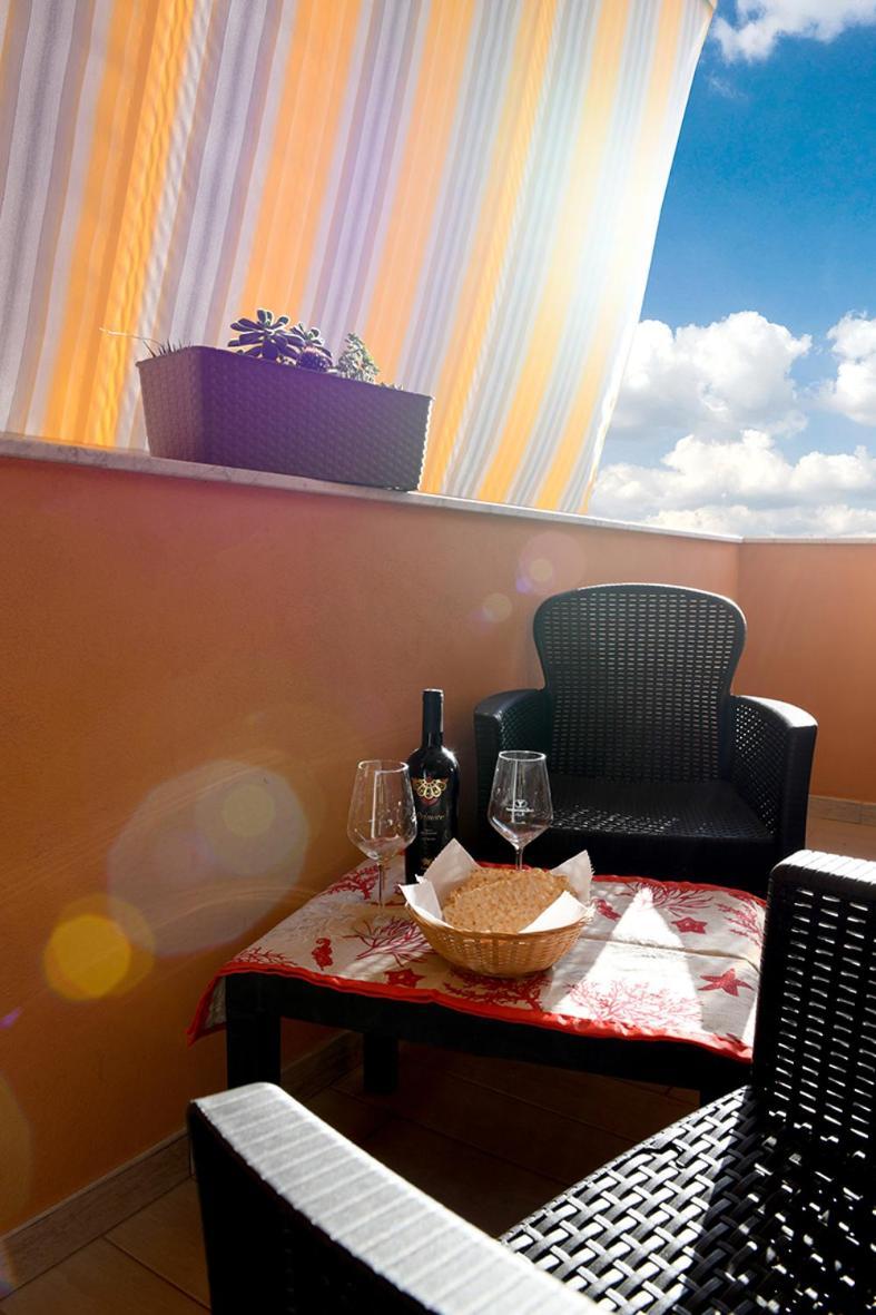 Appartement Kris87 A 5 Minuti Dal Porto à Alghero Extérieur photo